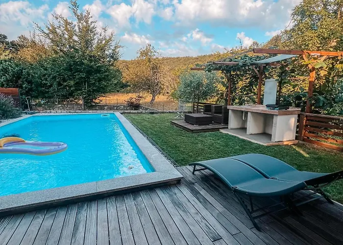 شقة Olive Garden Family With Private Pool *